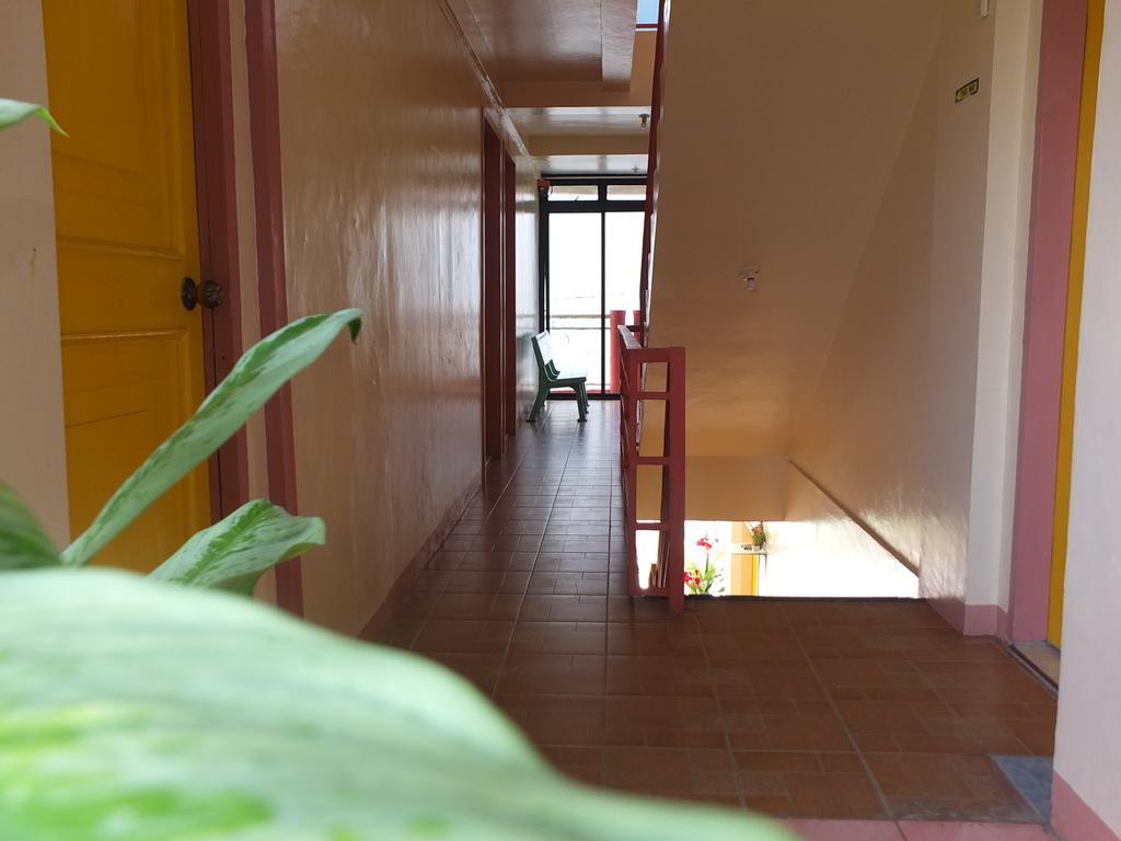 טאגבילראן סיטי Constrell Pension House מראה חיצוני תמונה