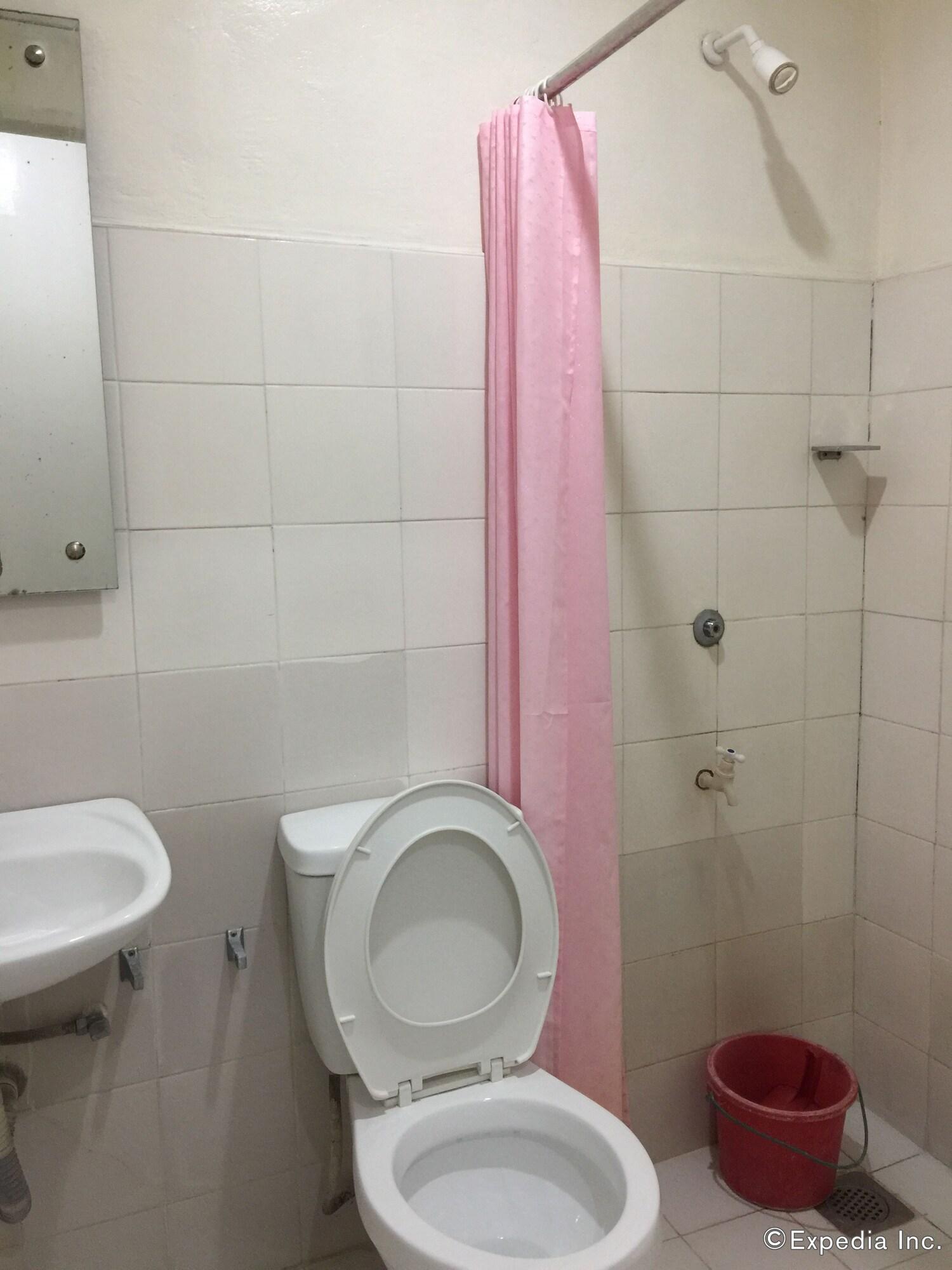 טאגבילראן סיטי Constrell Pension House מראה חיצוני תמונה