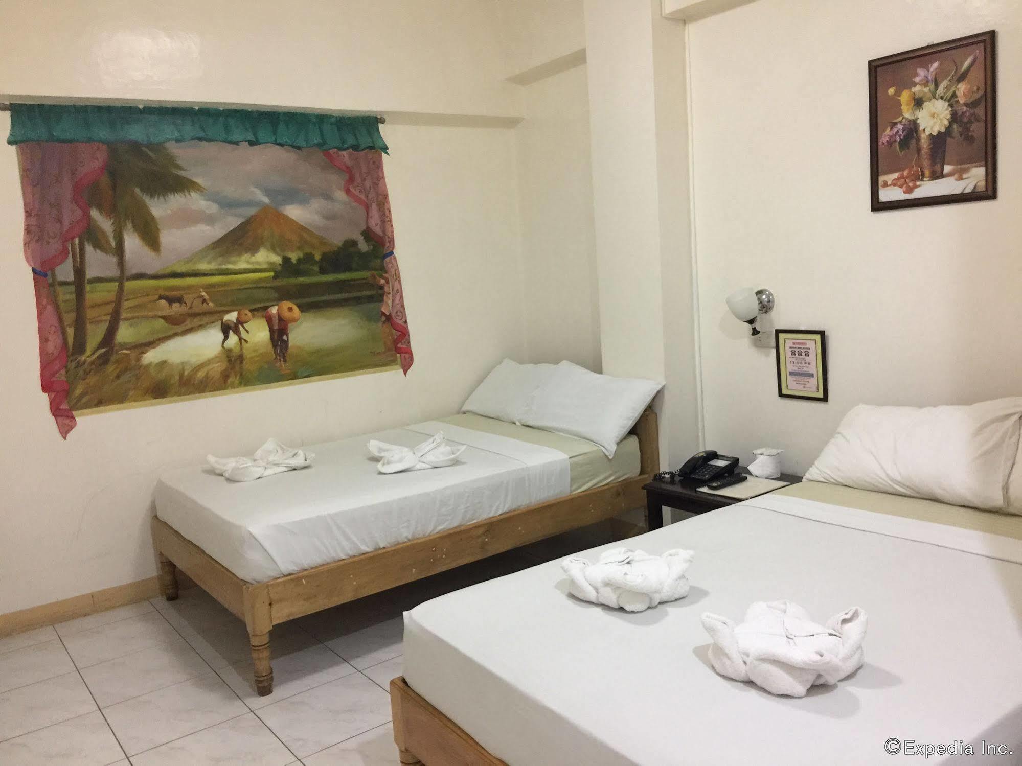 טאגבילראן סיטי Constrell Pension House מראה חיצוני תמונה